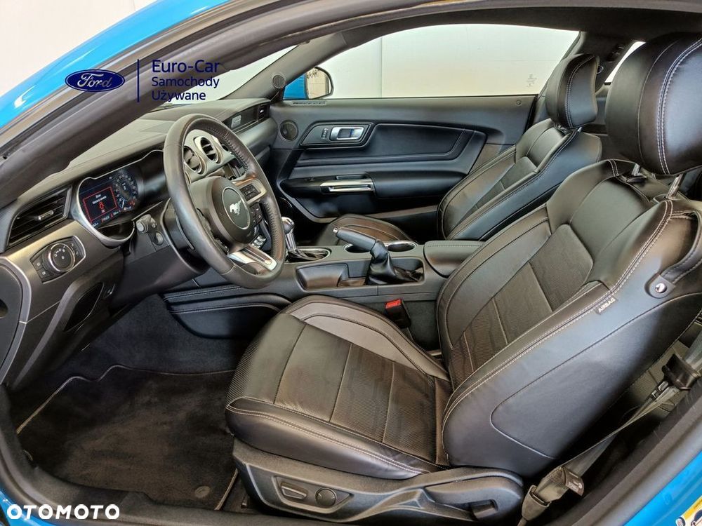 Ford Mustang 5.0 V8 GT - 10