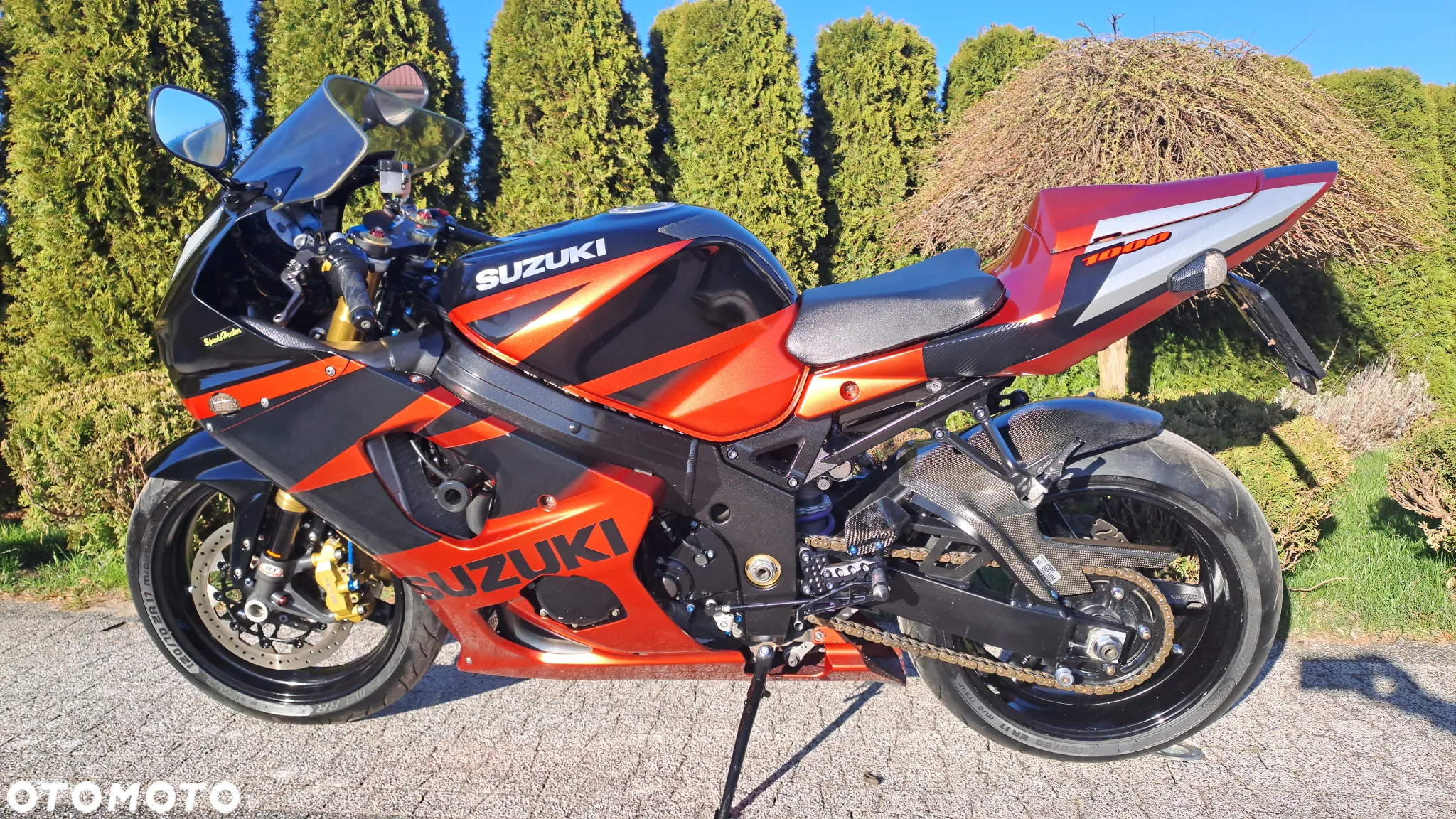 Suzuki GSX-R - 25