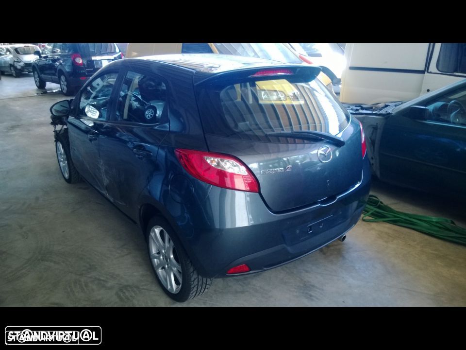 Mazda 2 2010 para peças - 2