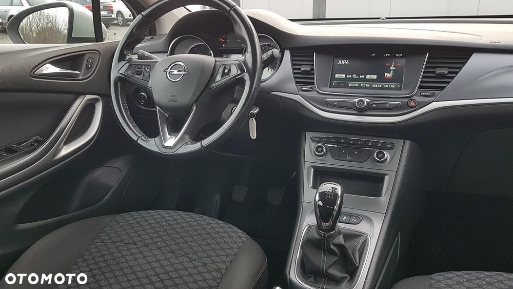 Opel Astra 1.6 CDTI Essentia - 15