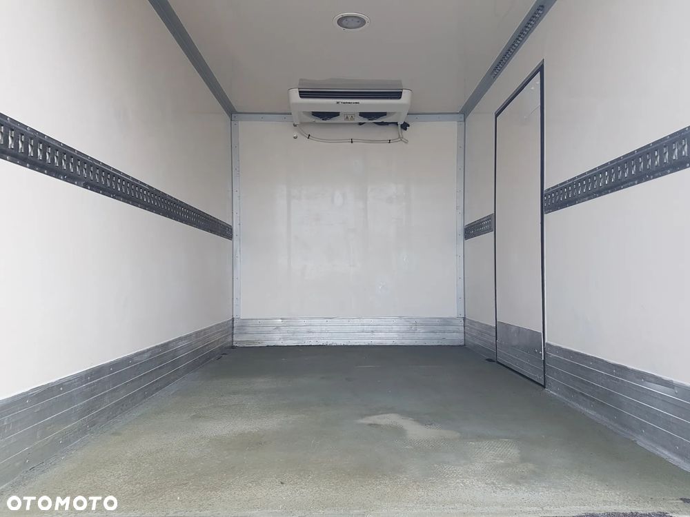 Iveco DAILY 6EP CHŁODNIA MROŹNIA IZOTERMA AGREGAT THERMO KING V-200 MAX GRZANIE ZASILANIE Z SILNIKA + ELEKTRYCZNE - 18