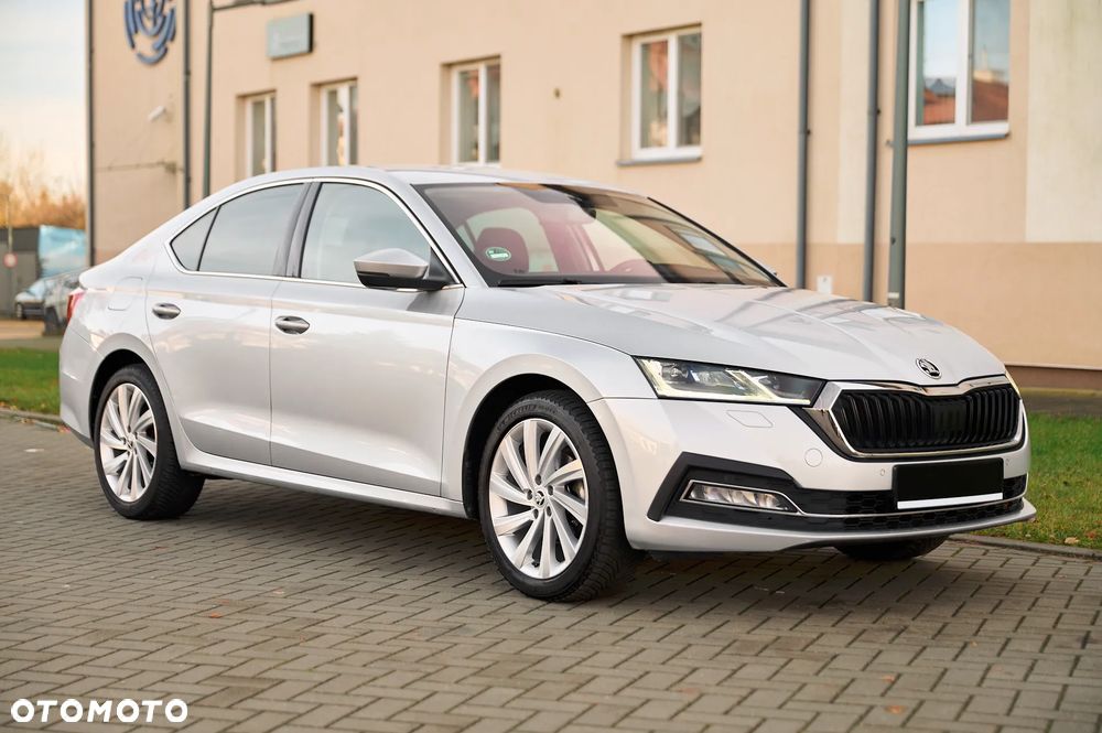 Skoda Octavia 1.5 TSI e-TEC DSG Selection Plus - 12