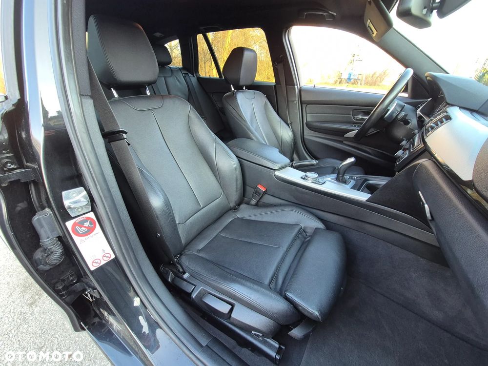 BMW Seria 3 320d xDrive M Sport - 21