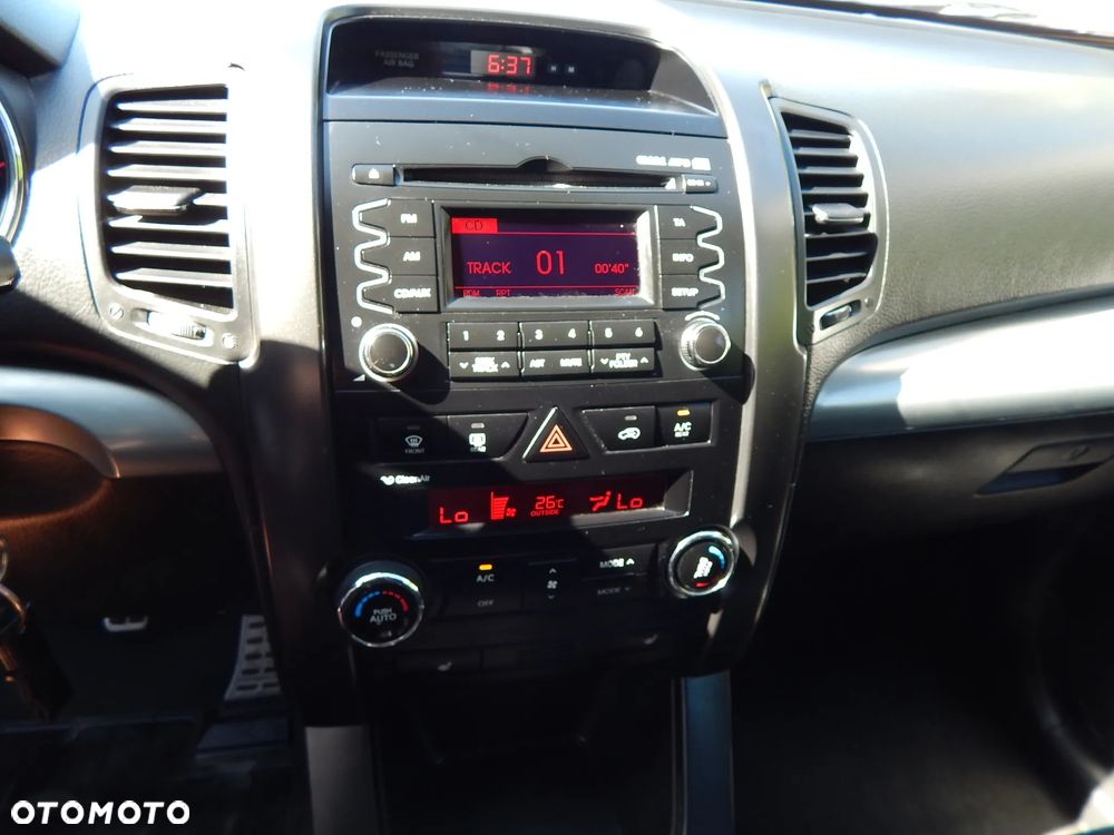 Kia Sorento 2.2 CRDI XL 7os - 13