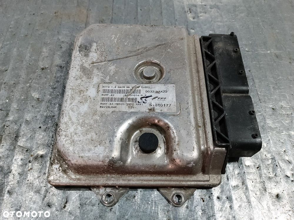KOMPUTER, STEROWNIK ALFA ROMEO MITO 51880177 8GMF.A3  FPT 1.4 - 1