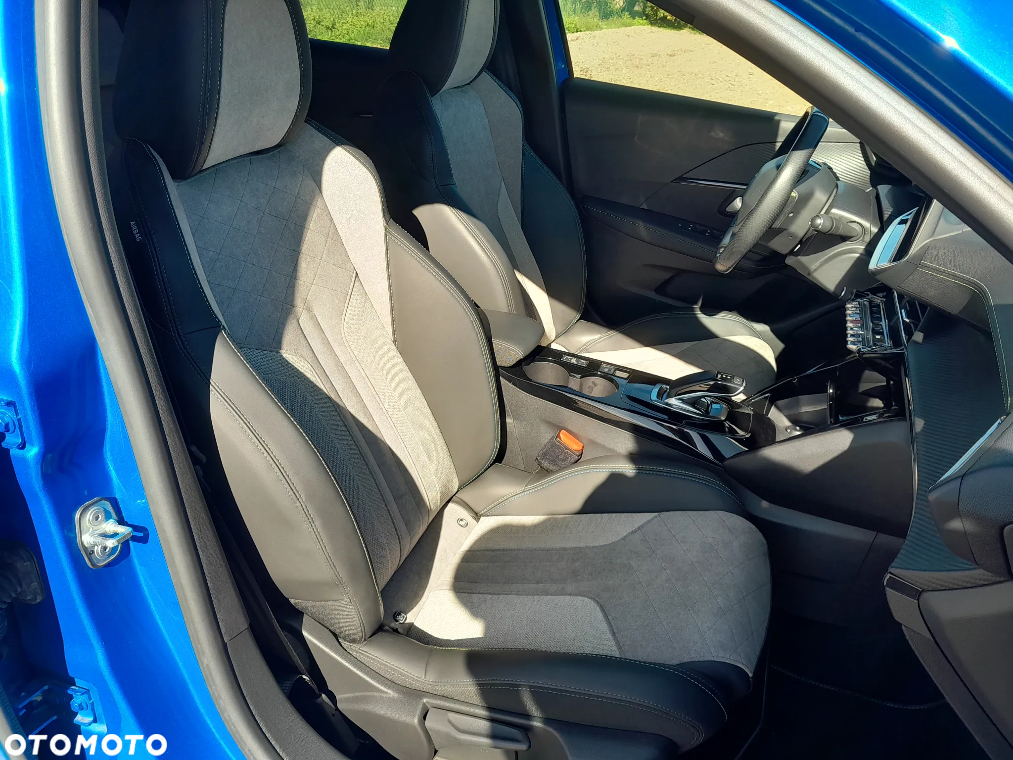 Peugeot 208 e-208 50kWh GT - 10