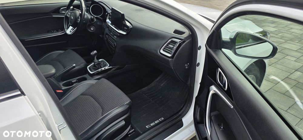 Kia Ceed 1.4 CVVT Edition 7 - 11