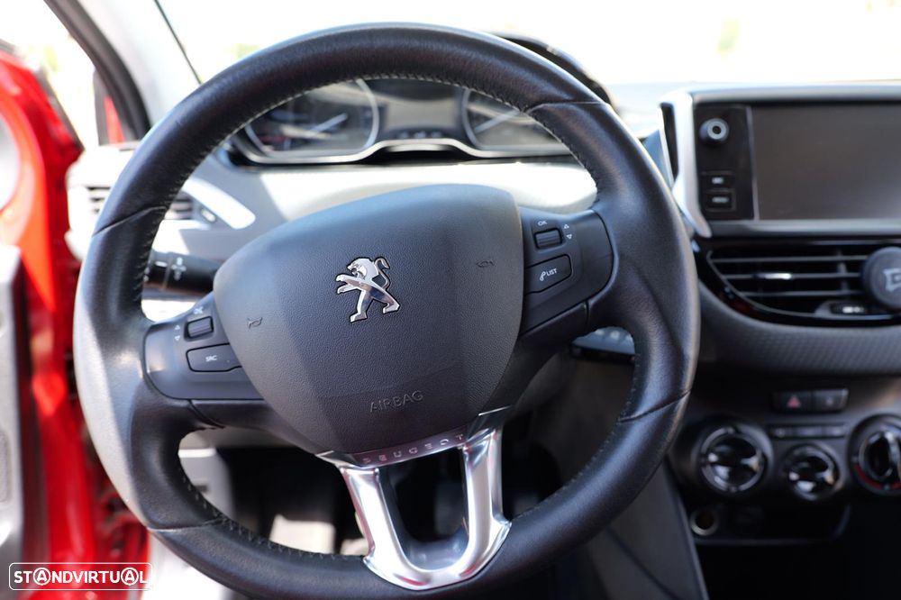 Peugeot 208 82 PureTech Style - 5