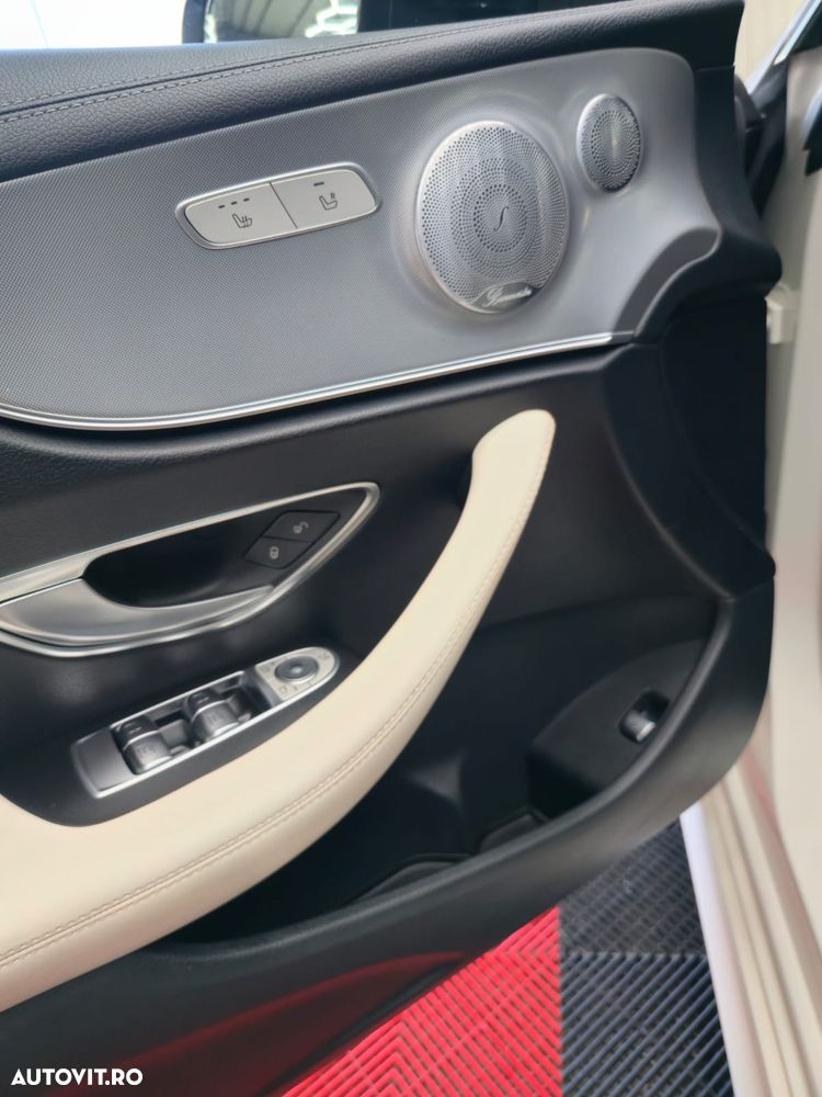 Mercedes-Benz E - 10