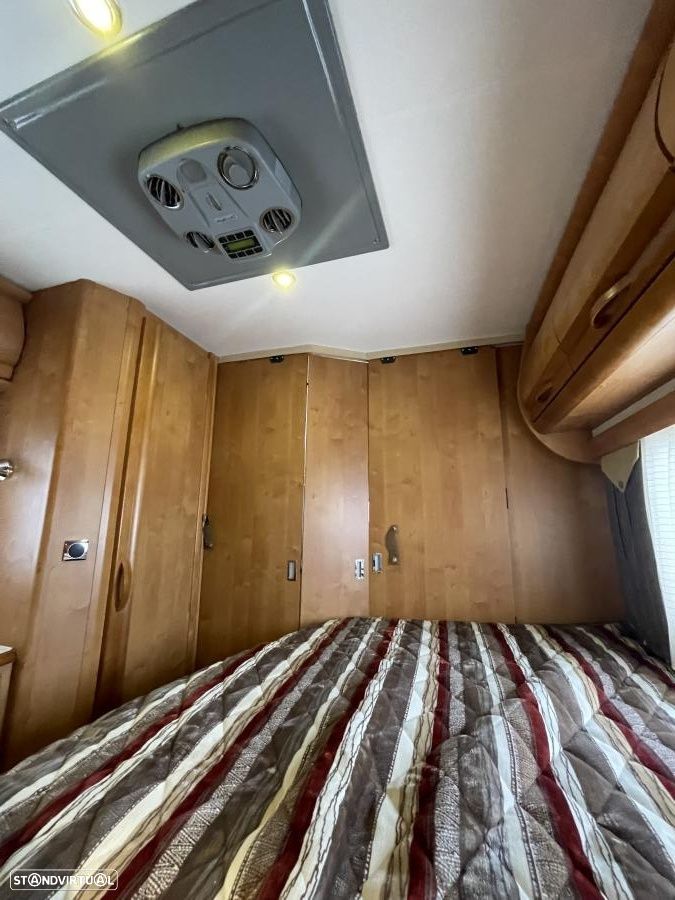 Rapido Serie 70 7099 cama francesa chassi ALKO - 28