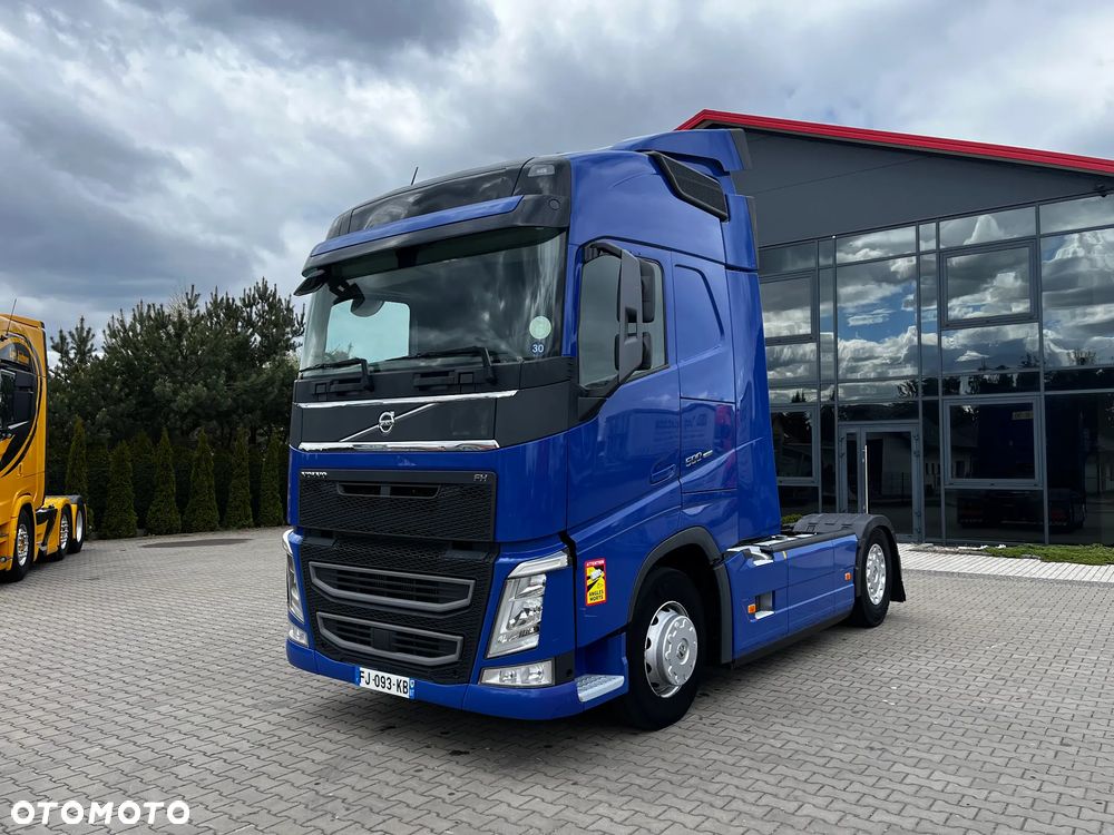 Volvo FH 500 EURO 6 / SPROWADZONY/ SERWISOWANY/KLIMA POSTOJOWA/DWA ZBIORNIKI - 1