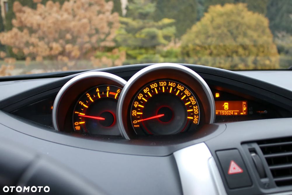 Toyota Verso 2.0 D-4D Executive - 36