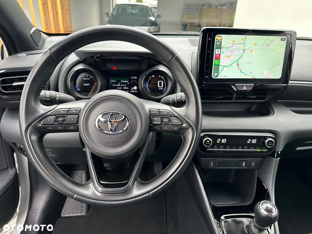 Toyota Yaris 1.5 Selection Style - 22