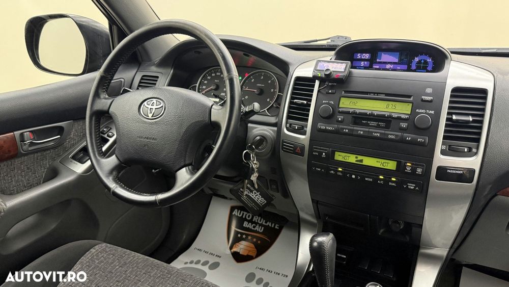 Toyota Land Cruiser - 14