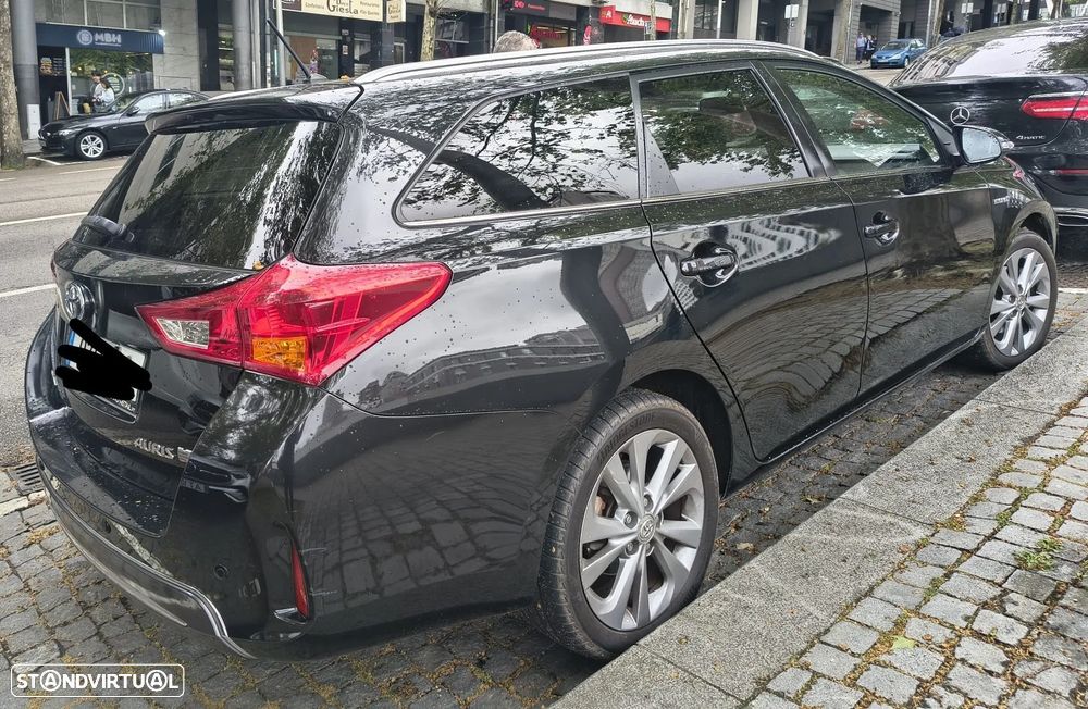 Toyota Auris Touring Sports 1.8 HSD Exclusive+Navi - 4