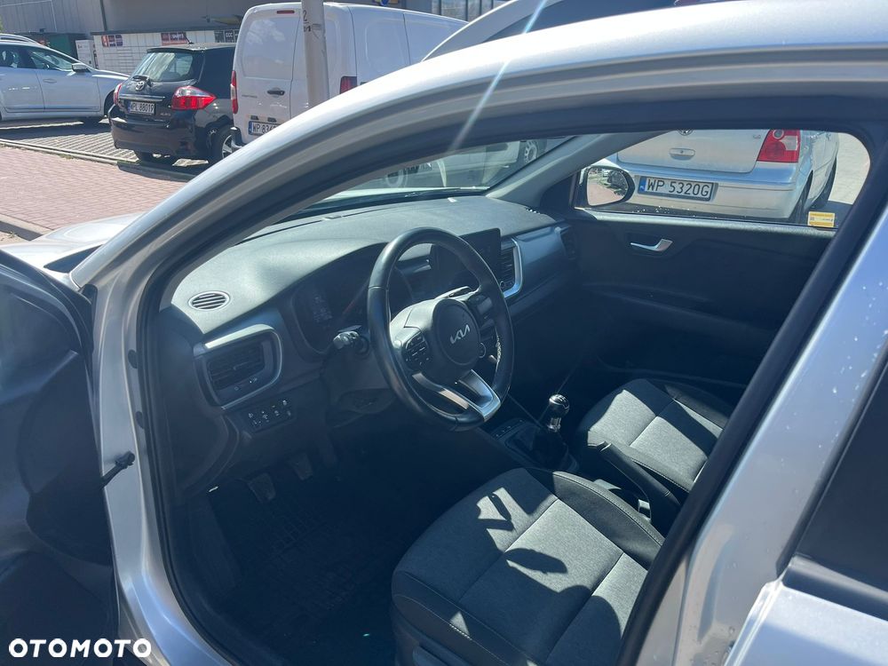 Kia Stonic 1.2 M - 7
