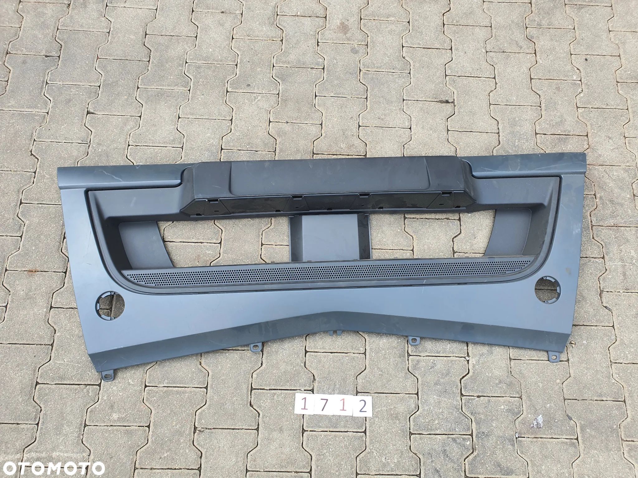 Grill, atrapa Mercedes Actros MP4 - 1