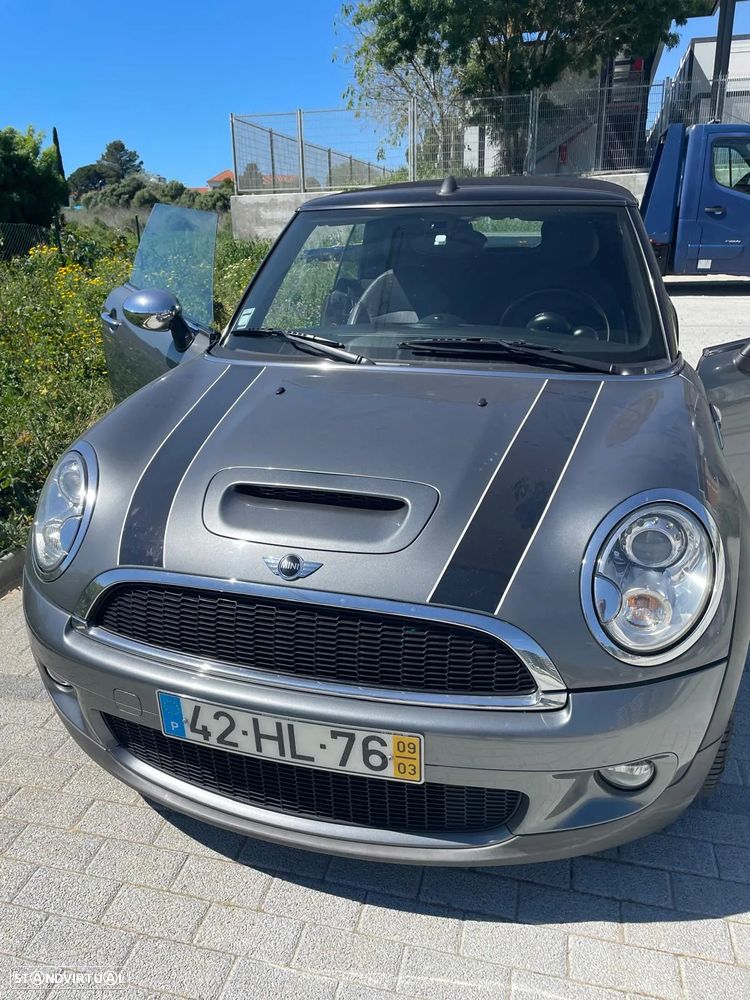MINI Cabrio Cooper S - 8