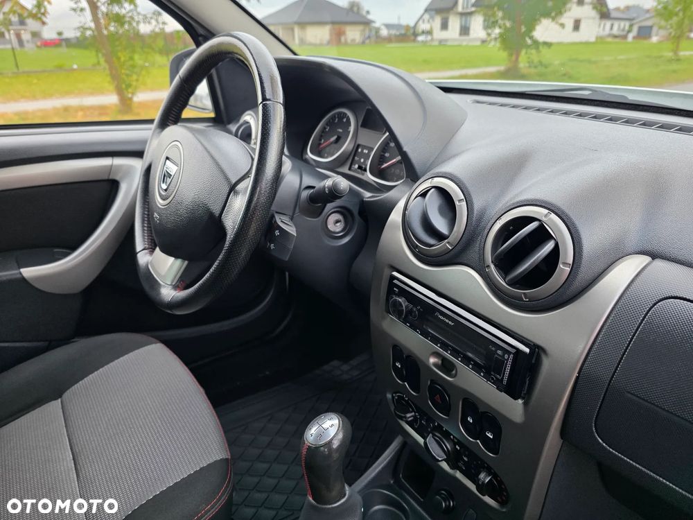 Dacia Duster 2013 photo 5