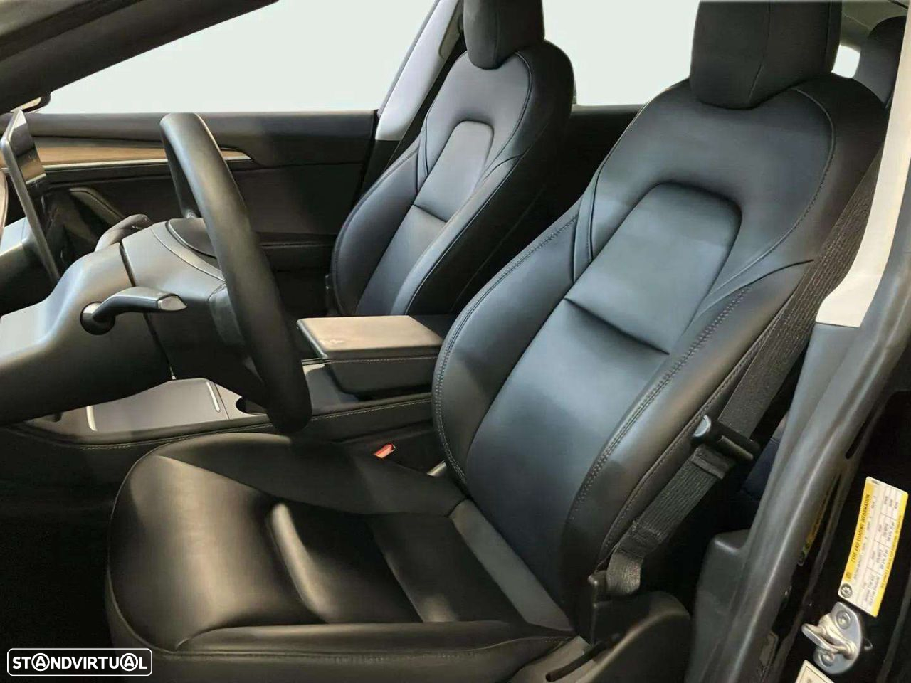 Tesla Model 3 - 11