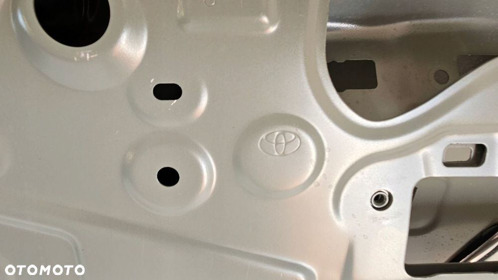 KLAPA TYLNA BAGAŻNIKA TOYOTA RAV4 V HYBRID - 15