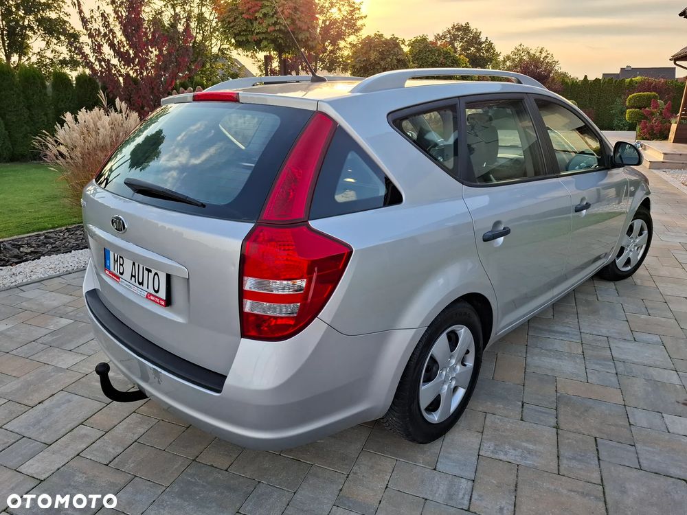Kia Ceed 1.6 CVVT LX - 18