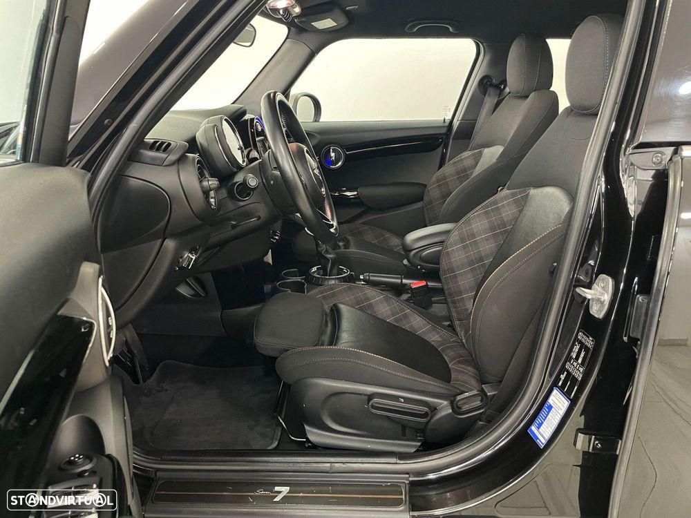 MINI 5 Portas Cooper D Aut. Seven - 3