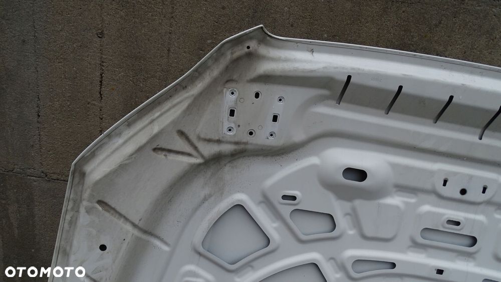 volvo xc60 ii - maska - 5