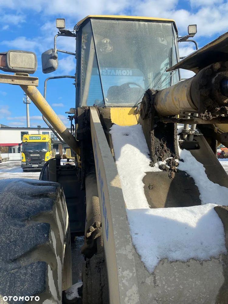 Komatsu WA380-5H / 2004 / 20700 kg - 17