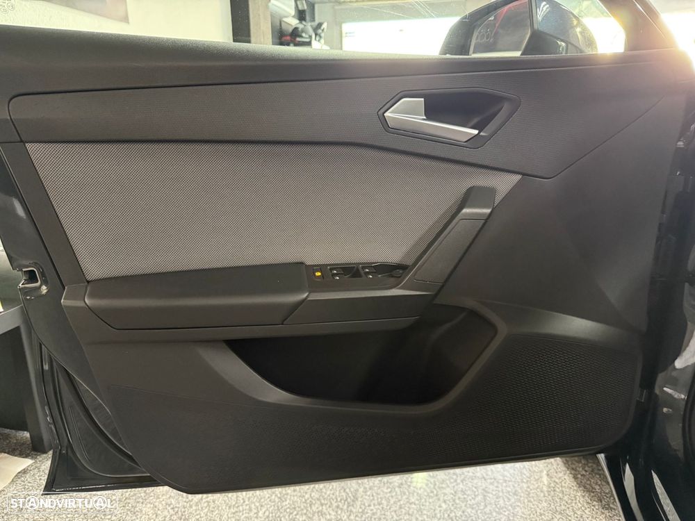 SEAT Leon ST 1.0 eTSI Xcellence DSG - 21