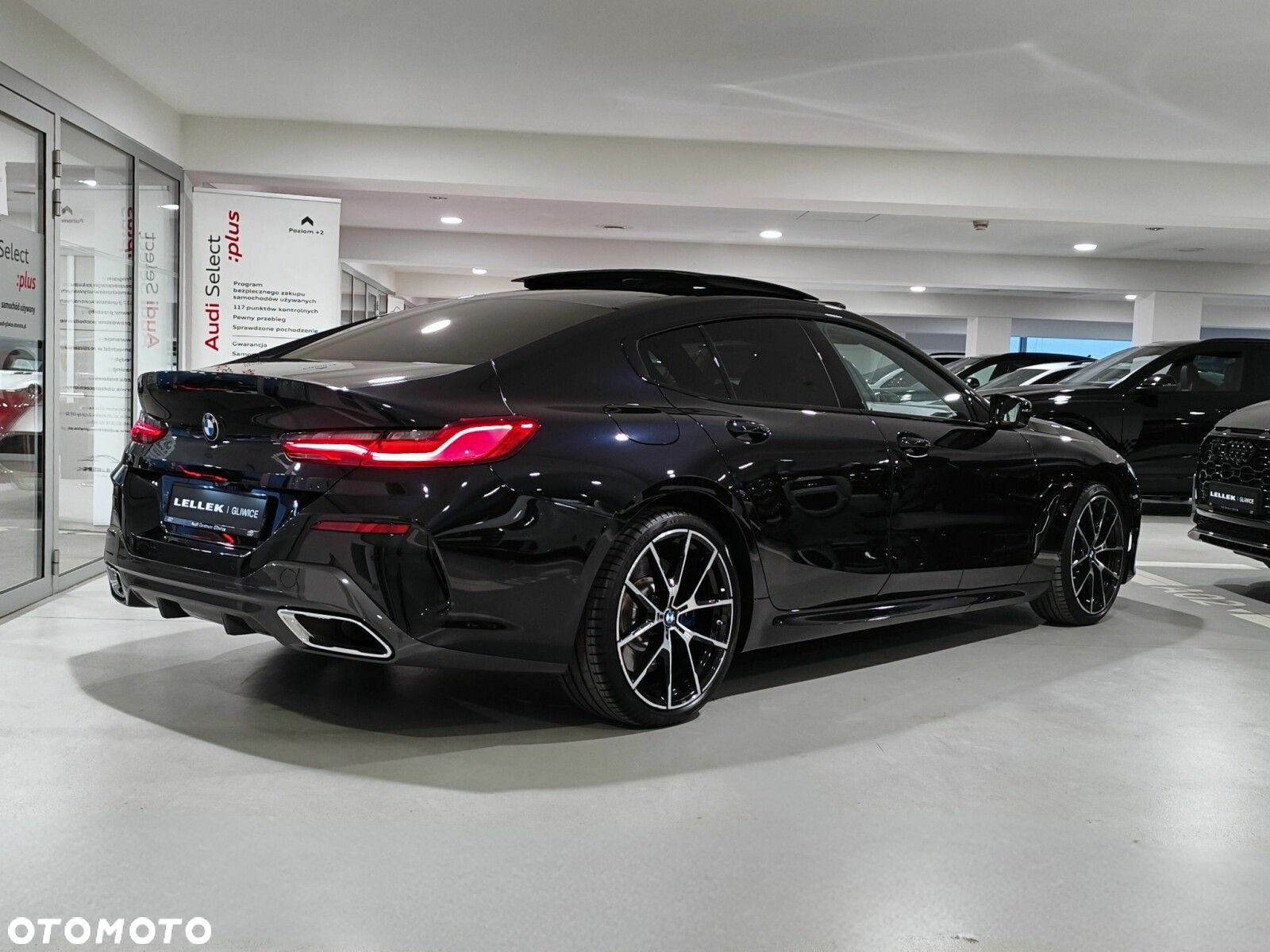 BMW Seria 8 - 7
