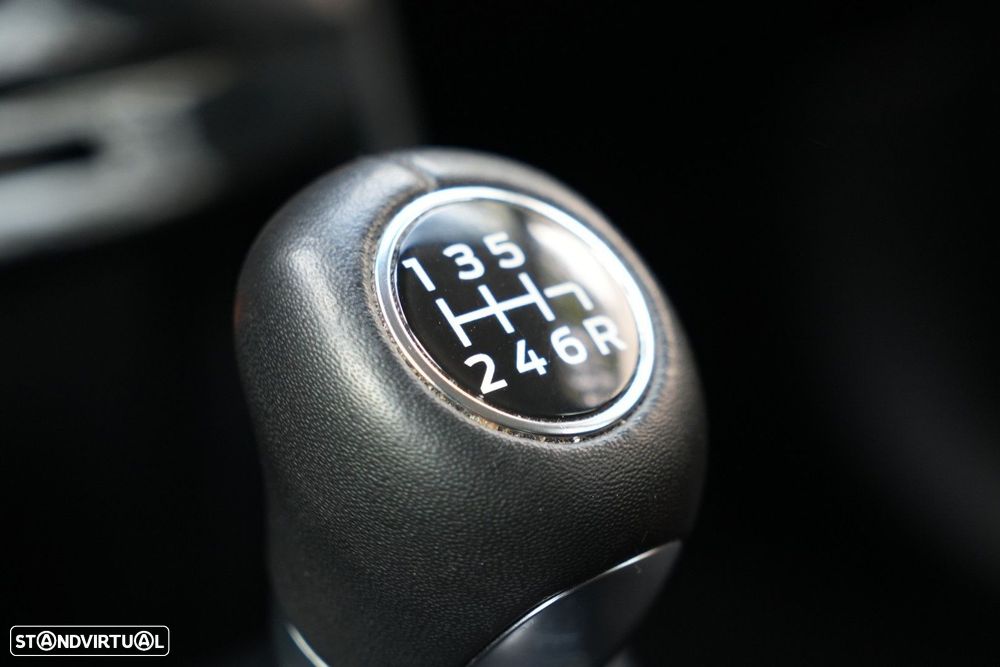 Ford Puma 1.0 EcoBoost MHEV Titanium - 11