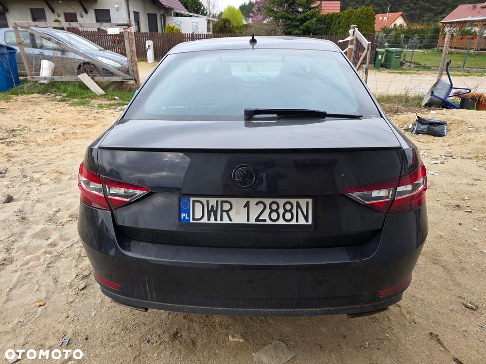 Skoda Superb 2.0 TSI 4x4 Sportline DSG - 3