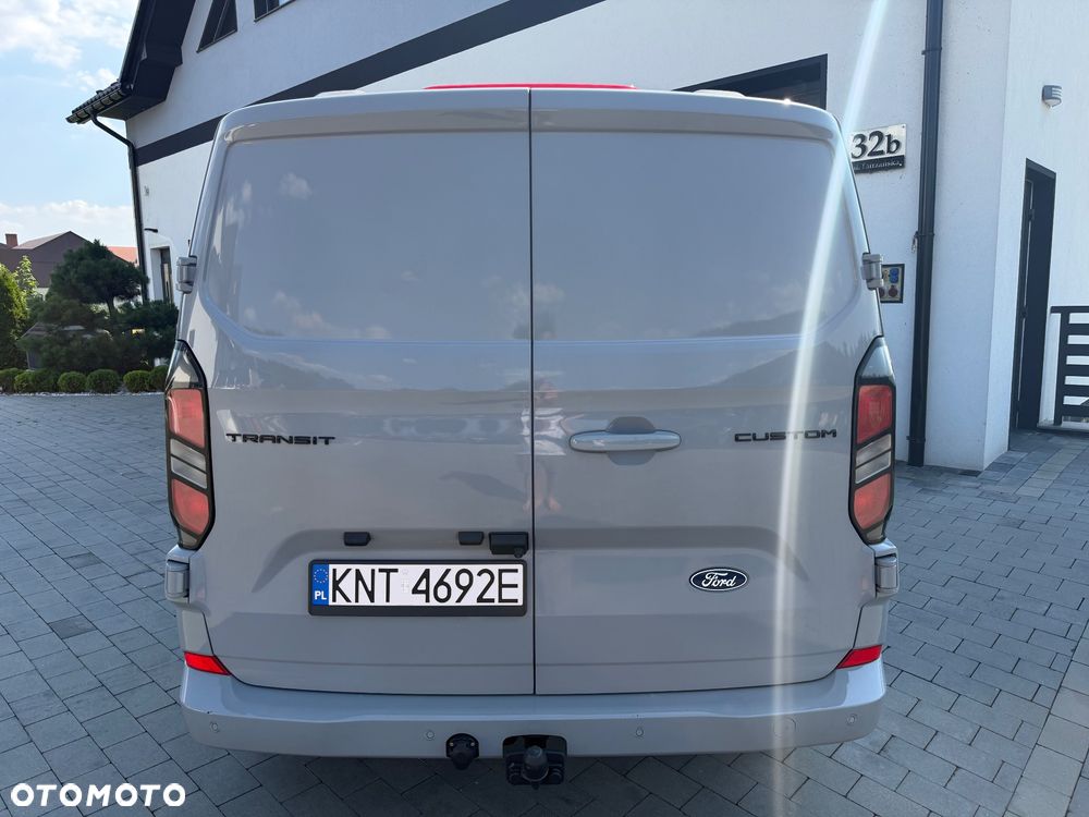 Ford Transit Custom - 8