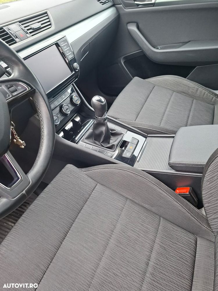 Skoda Superb 2.0 TDI Ambition - 14