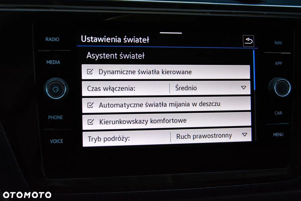 Volkswagen Touran 2.0 TDI BMT United DSG - 29