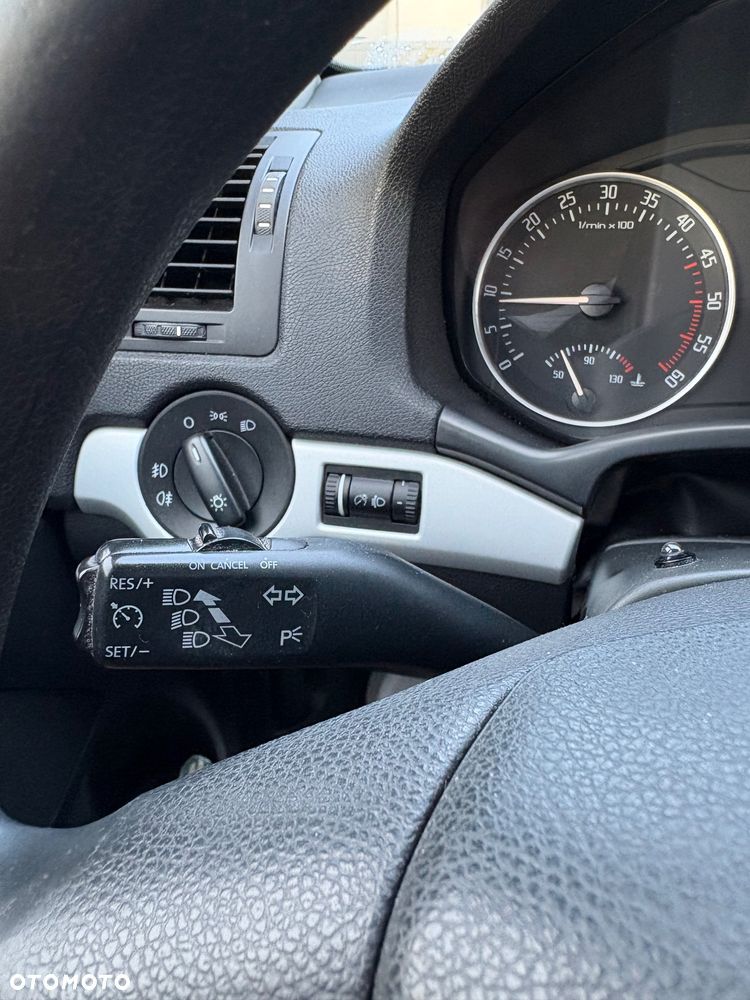Skoda Octavia 2.0 TDI Ambiente - 22