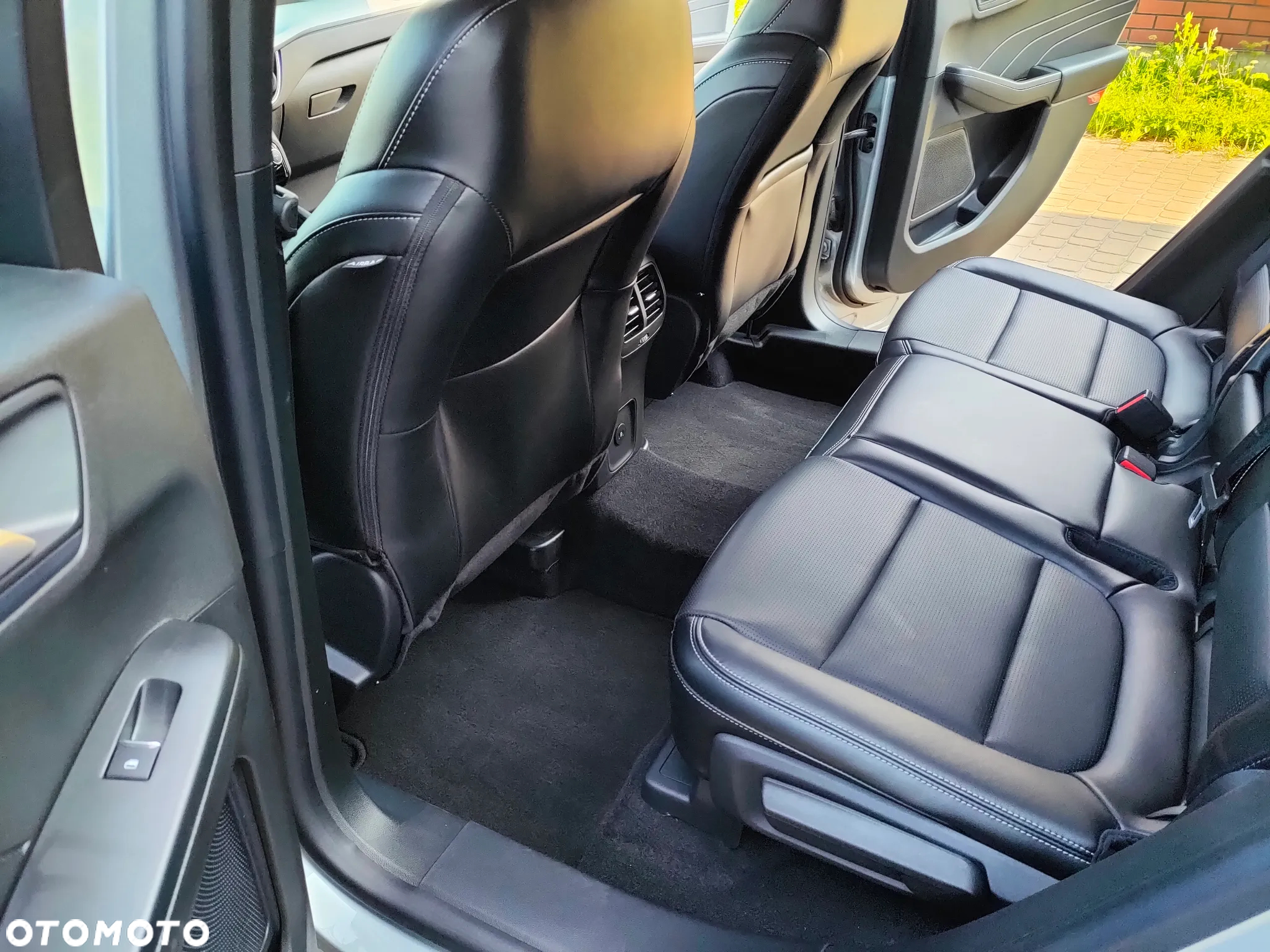 Ford Kuga - 22