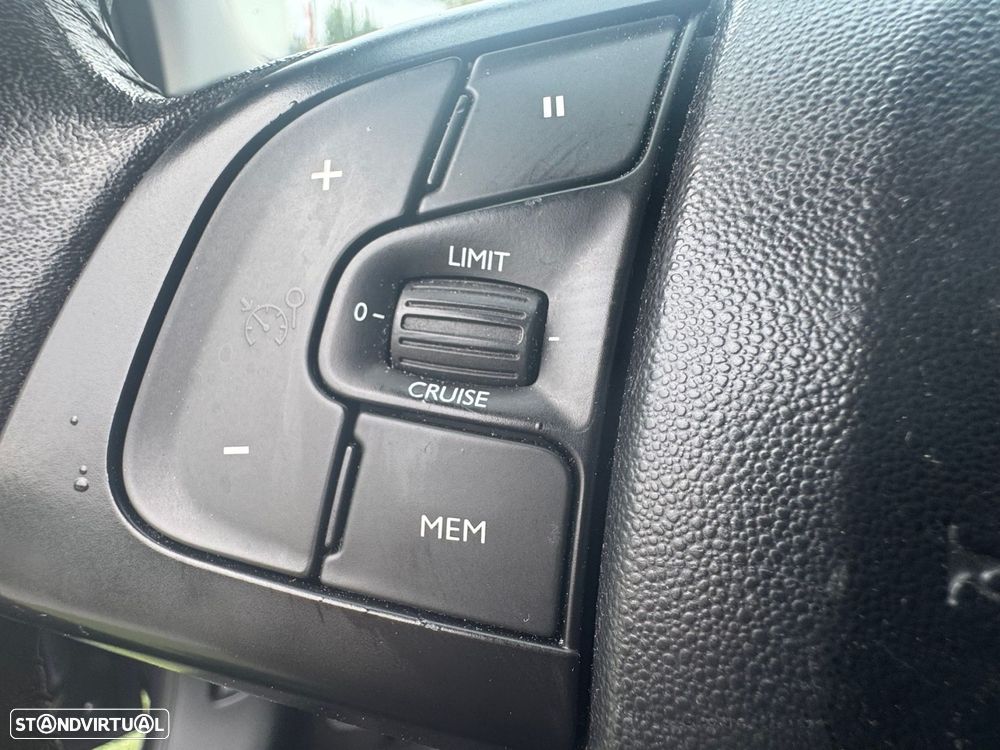 Citroën C4 Cactus 1.2 PureTech Live - 12