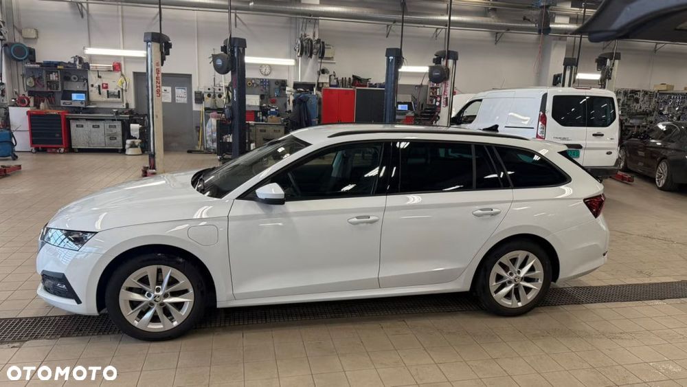 Skoda Octavia 1.4 TSI DSG Ambition - 7