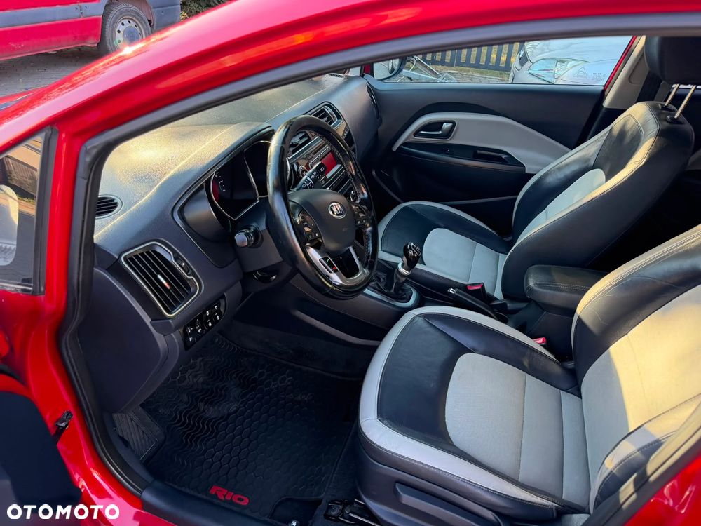 Kia Rio 1.4 XL Business Line - 11