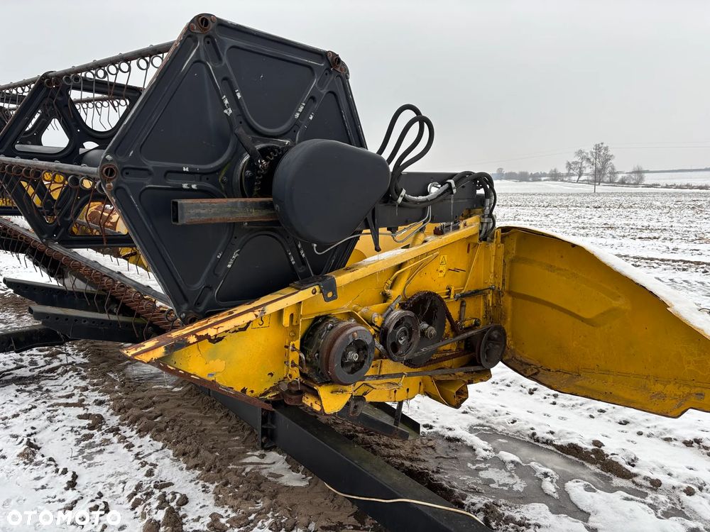 New Holland 24X 7,32m - 4