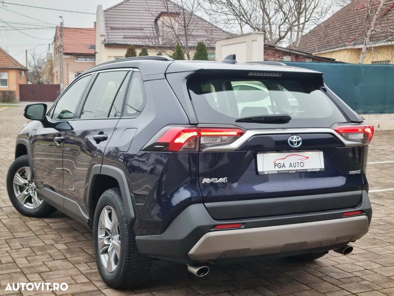 Toyota RAV4 - 5
