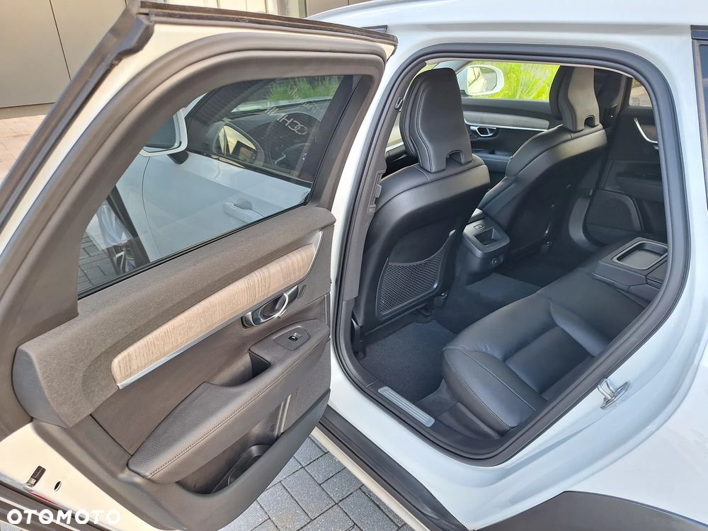 Volvo V90 Cross Country B5 D AWD Pro - 19