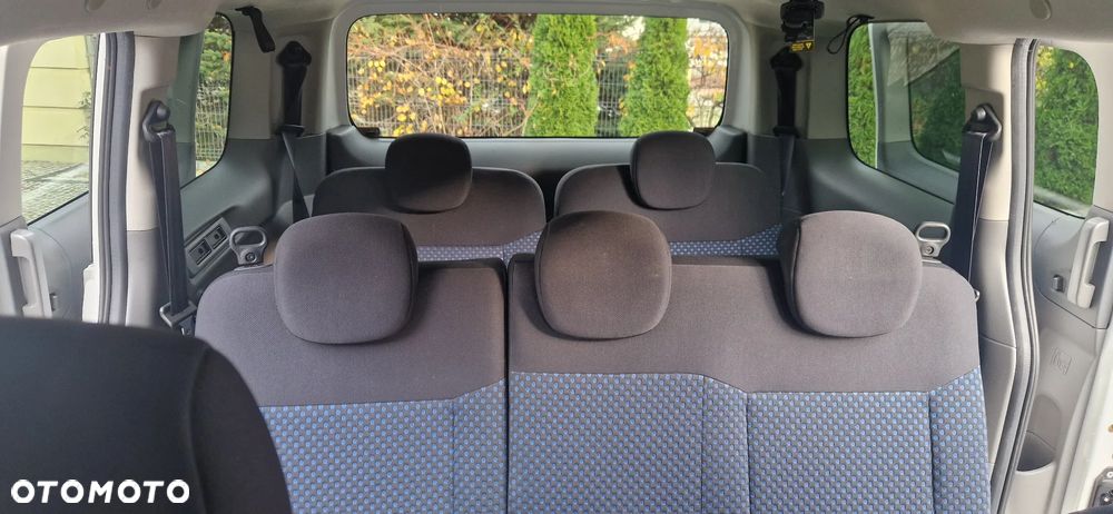 Nissan NV200 Evalia 1.6 Premium - 24