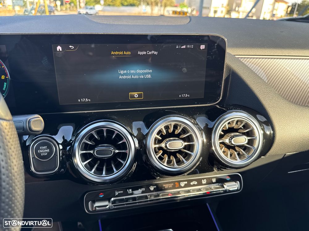 Mercedes-Benz GLA 250 e AMG Line - 25