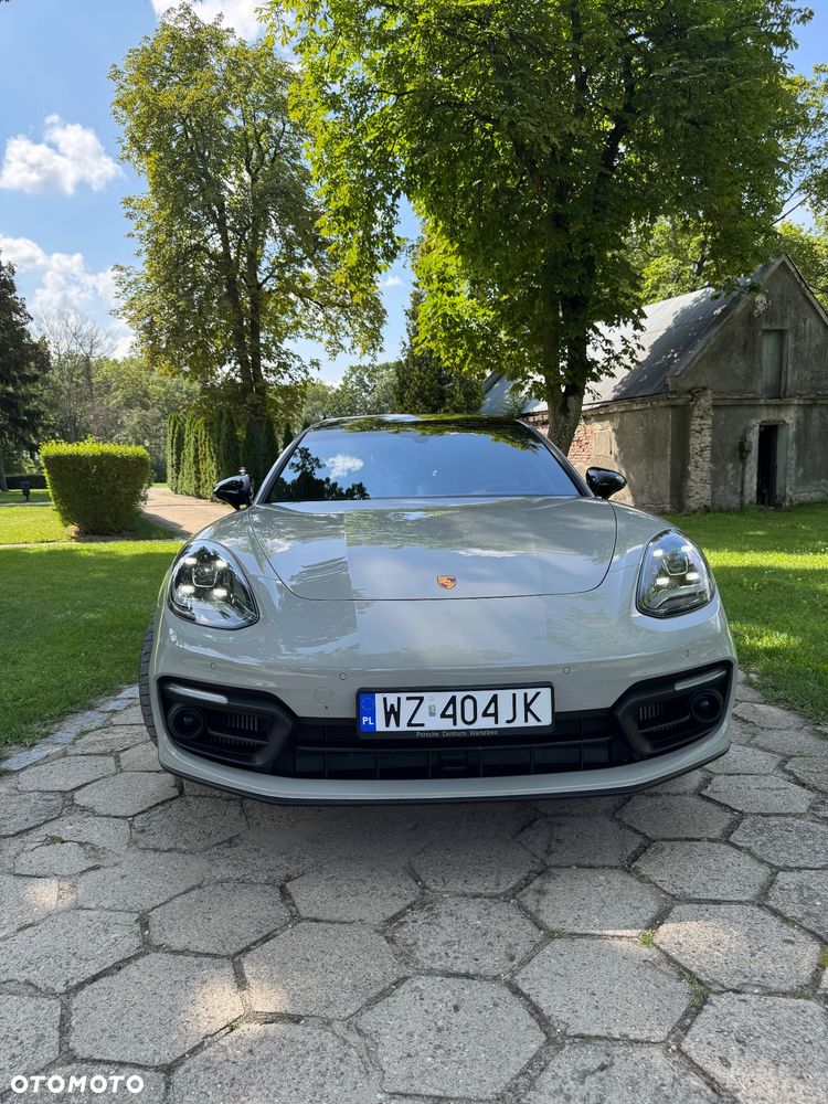 Porsche Panamera 4 E-Hybrid Platinum Edition - 4