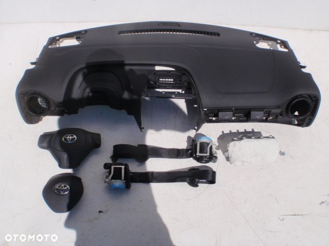 TOYOTA AYGO PODUSZKI AIRBAG DESKA KONSOLA KOKPIT PULPIT PÓŁKA PARAPET PASY PAS MIX - 1