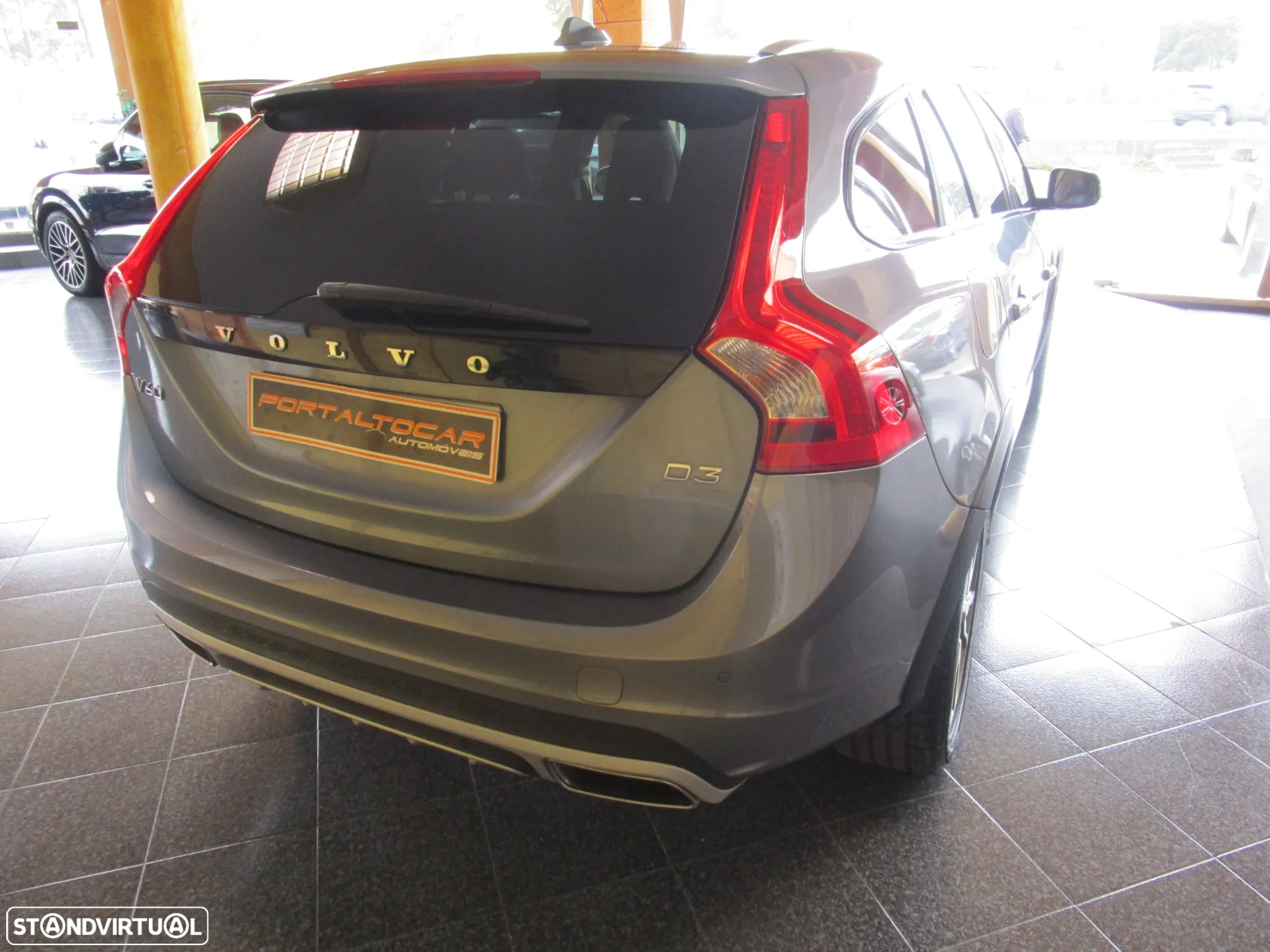Volvo V60 Cross Country 2.0 D4 Summum Geartronic - 7