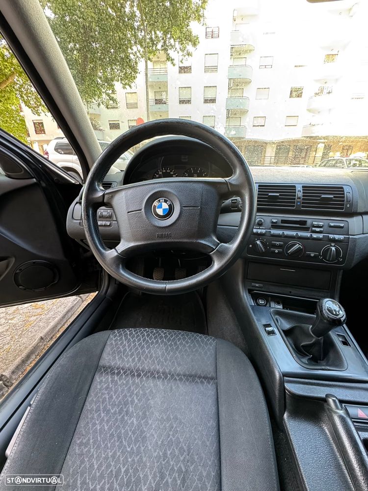 BMW 316 ti - 24